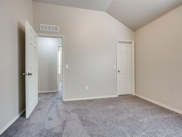 312 Lone Oak Drive, Norman, OK 73071