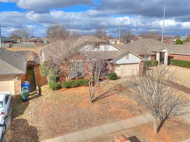 312 Lone Oak Drive, Norman, OK 73071