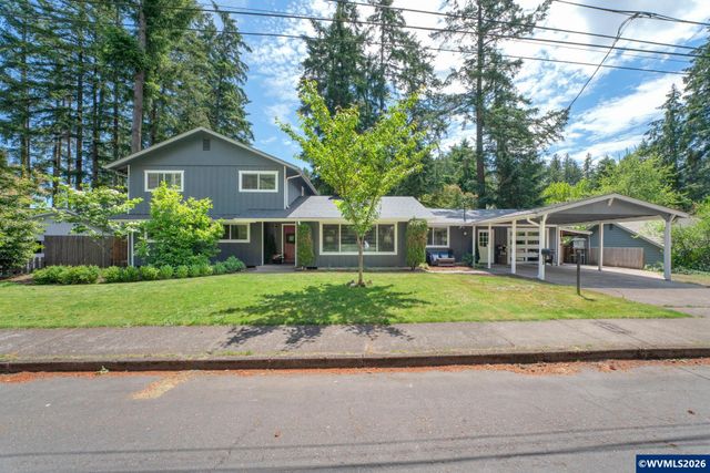 3230 NW Norwood Dr, Corvallis, OR 97330