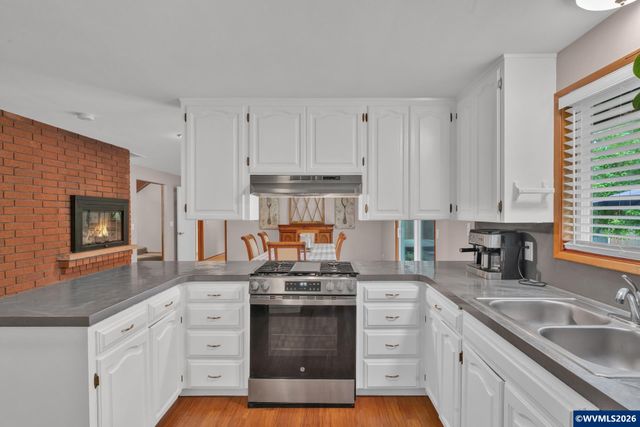 3230 NW Norwood Dr, Corvallis, OR 97330