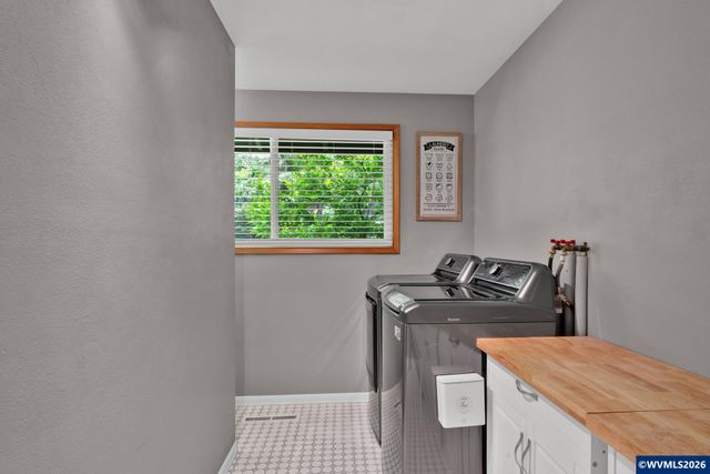 3230 NW Norwood Dr, Corvallis, OR 97330