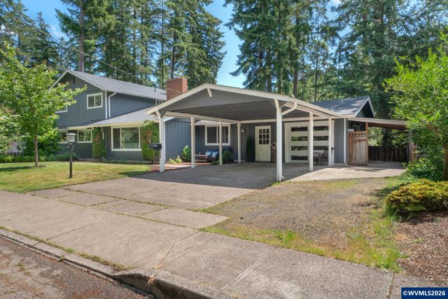 3230 NW Norwood Dr, Corvallis, OR 97330