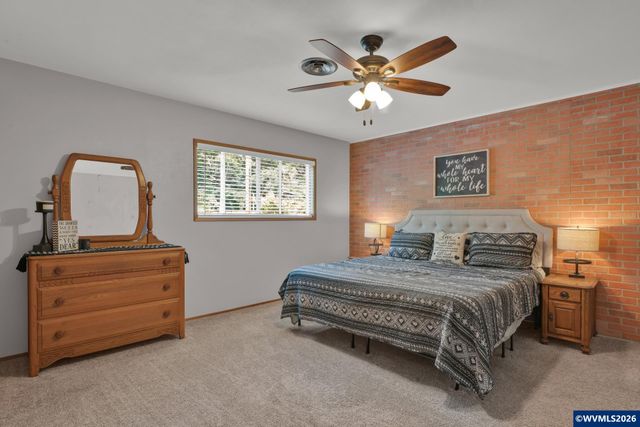 3230 NW Norwood Dr, Corvallis, OR 97330
