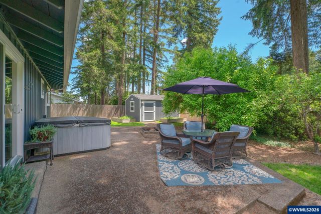 3230 NW Norwood Dr, Corvallis, OR 97330