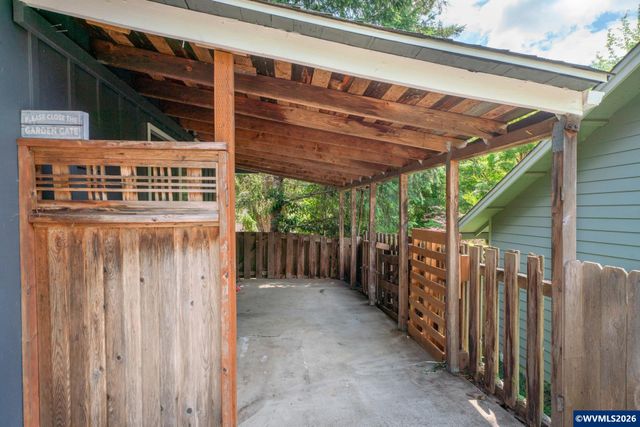 3230 NW Norwood Dr, Corvallis, OR 97330