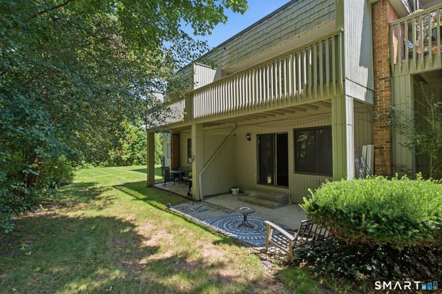 40 Chestnut Court 40, Cromwell, CT 06416