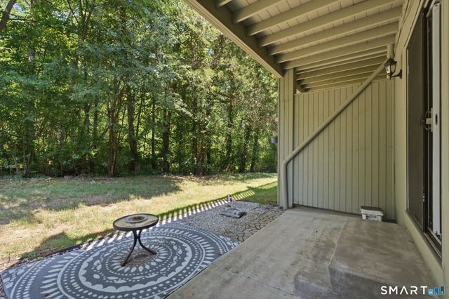 40 Chestnut Court 40, Cromwell, CT 06416