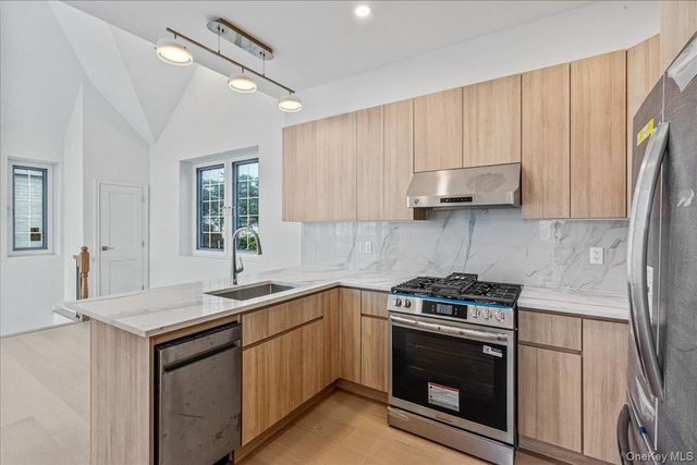 150-25 Hawtree Street, Ozone Park, NY 11417