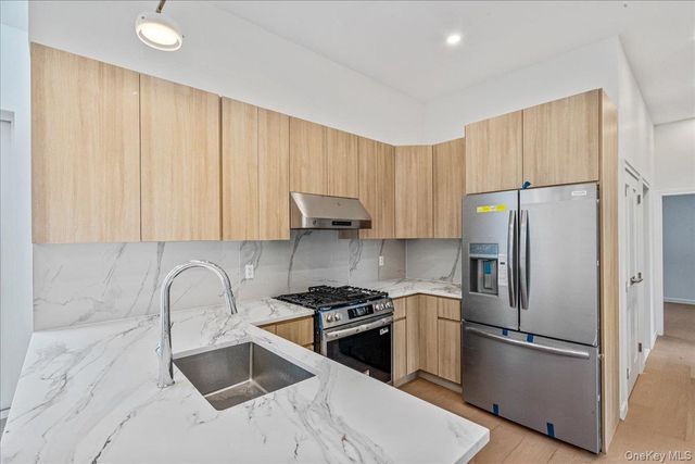 150-25 Hawtree Street, Ozone Park, NY 11417