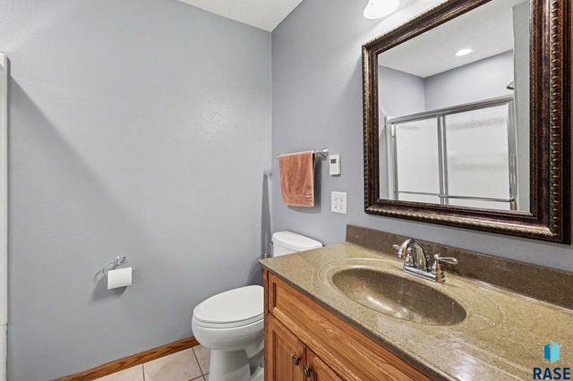 509 Honeysuckle Dr Drive, Harrisburg, SD 57032