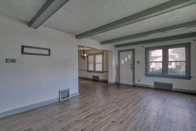 6194 N 37th STREET, Milwaukee, WI 53209