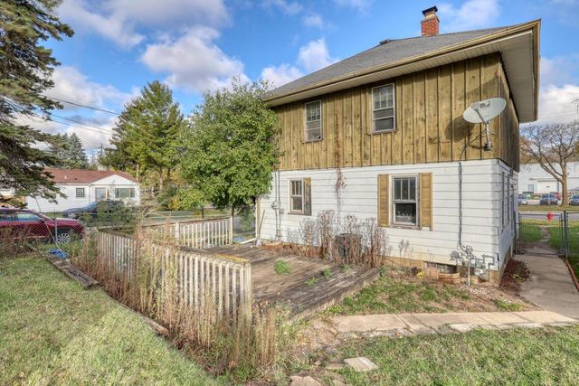 6194 N 37th STREET, Milwaukee, WI 53209