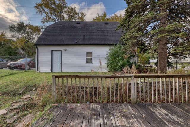 6194 N 37th STREET, Milwaukee, WI 53209