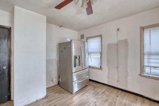 6194 N 37th STREET, Milwaukee, WI 53209