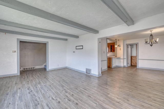 6194 N 37th STREET, Milwaukee, WI 53209