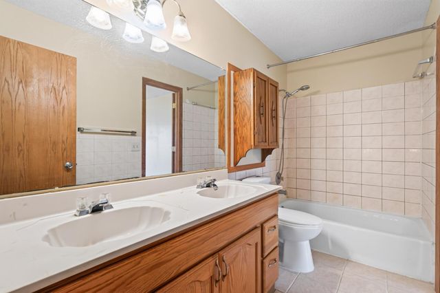 14326 Park Avenue, Burnsville, MN 55337