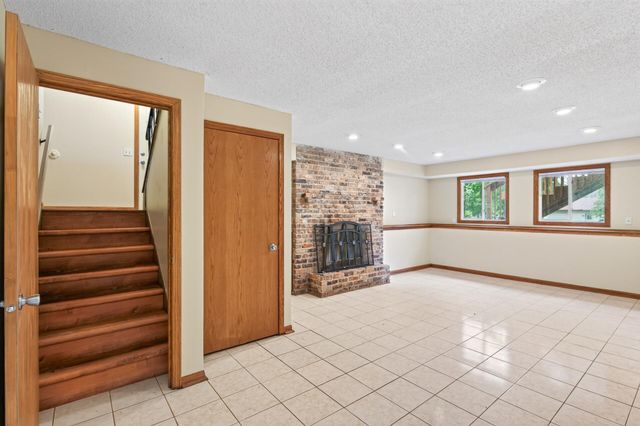 14326 Park Avenue, Burnsville, MN 55337