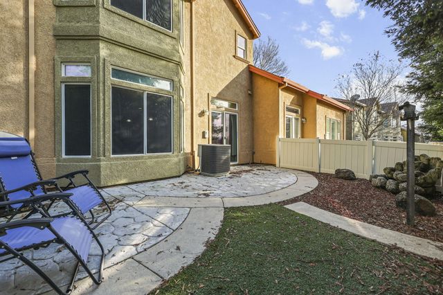 3156 Niklaus Path, Redding, CA 96002