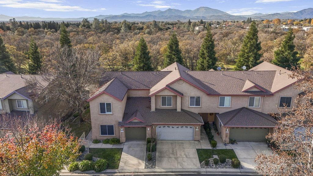 3156 Niklaus Path, Redding, CA 96002