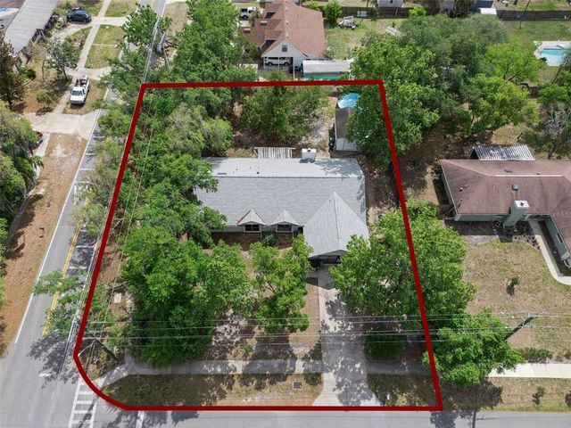 251 AVENUE E, Chuluota, FL 32766