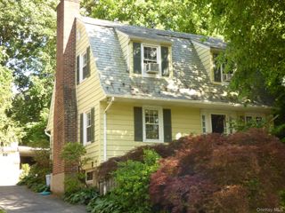100 Potter Road, Scarsdale, NY 10583