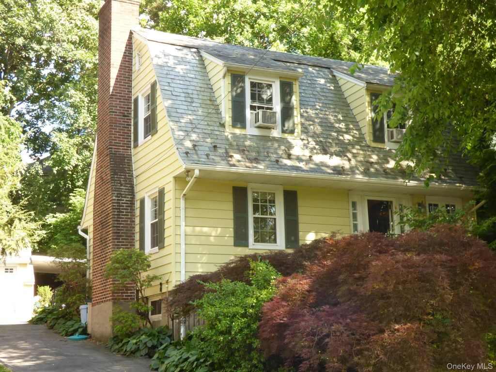 100 Potter Road, Scarsdale, NY 10583