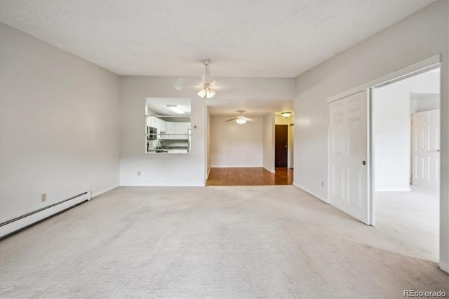 3184 S Heather Gardens Way 403, Aurora, CO 80014