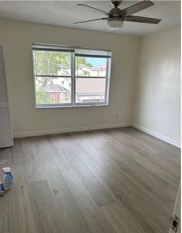 10535 NW 57th Street, Coral Springs, FL 33076