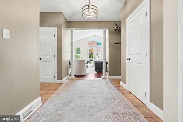 304 E MAIN ST, Annville, PA 17003