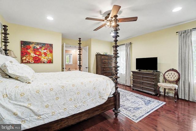 304 E MAIN ST, Annville, PA 17003