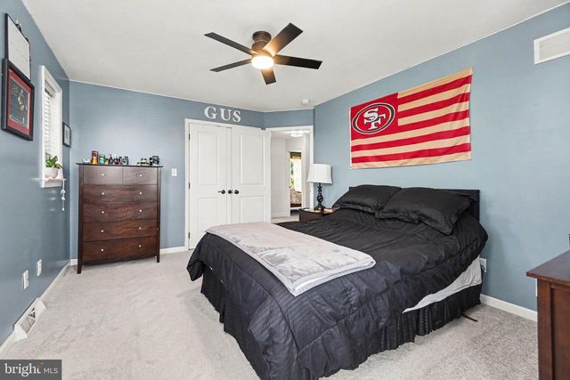 304 E MAIN ST, Annville, PA 17003