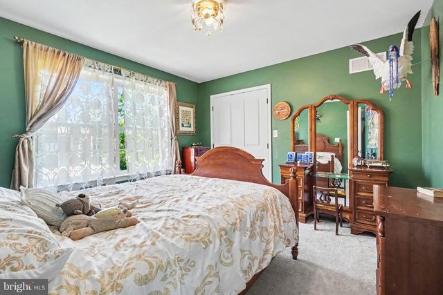 304 E MAIN ST, Annville, PA 17003