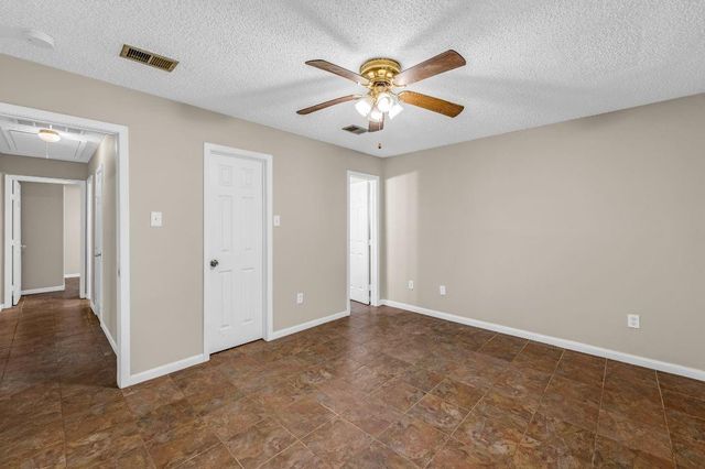 1728 Dolphin Drive, Seabrook, TX 77586