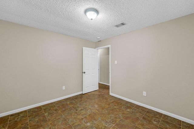 1728 Dolphin Drive, Seabrook, TX 77586