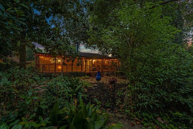 1728 Dolphin Drive, Seabrook, TX 77586