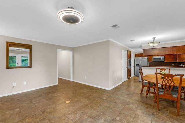 1728 Dolphin Drive, Seabrook, TX 77586