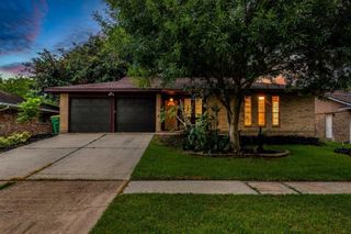1728 Dolphin Drive, Seabrook, TX 77586