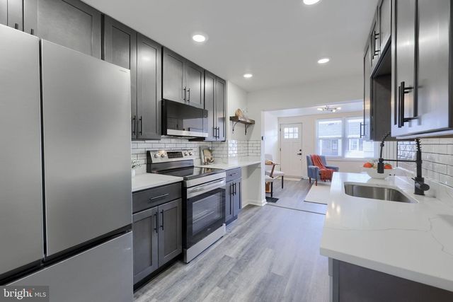 714 PLANE ST, Columbia, PA 17512