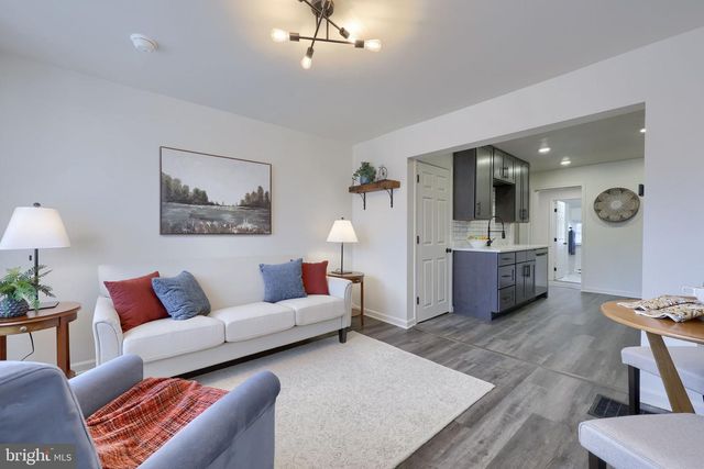 714 PLANE ST, Columbia, PA 17512