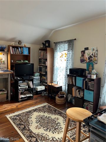 366 Old Main Road, Conneaut, OH 44030