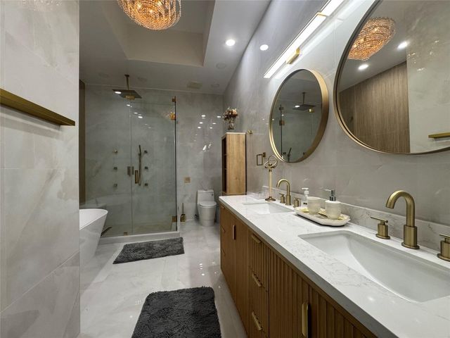 5981 SW 37th Terrace, Fort Lauderdale, FL 33312