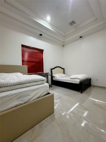 5981 SW 37th Terrace, Fort Lauderdale, FL 33312