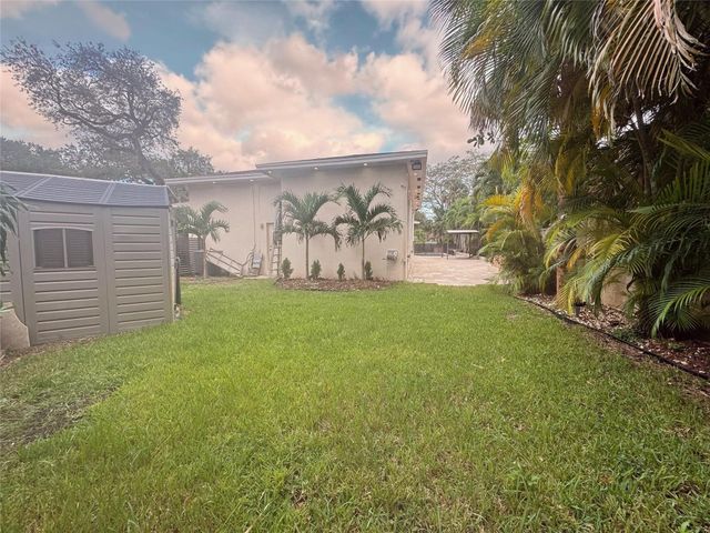 5981 SW 37th Terrace, Fort Lauderdale, FL 33312
