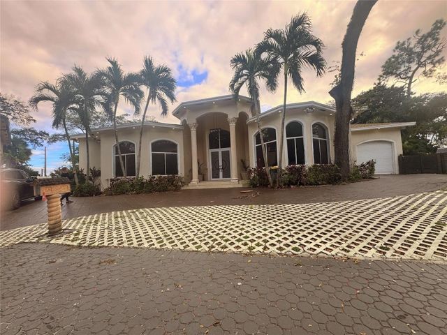 5981 SW 37th Terrace, Fort Lauderdale, FL 33312