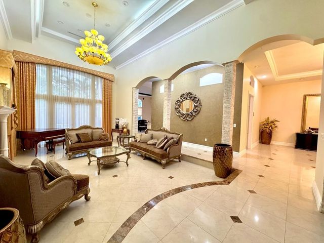 5981 SW 37th Terrace, Fort Lauderdale, FL 33312