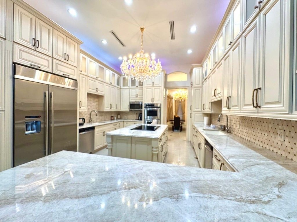 5981 SW 37th Terrace, Fort Lauderdale, FL 33312