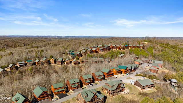 684 Stockton Drive, Sevierville, TN 37876