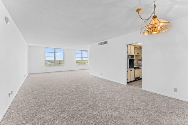 2851 S Ocean Boulevard 0066, Boca Raton, FL 33432