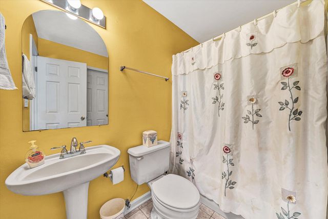 274 Woodbrook RD, Moneta, VA 24121