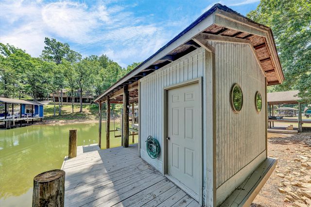 274 Woodbrook RD, Moneta, VA 24121